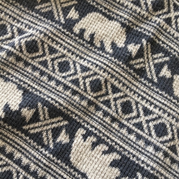 Old Navy Baby Onesie - Picture 6 of 7